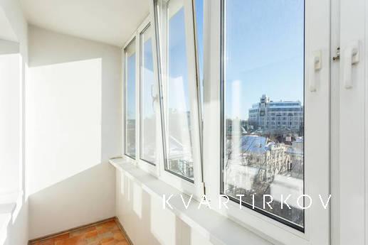 Апартаменты у метро Кропоткинская и Арба, Москва - квартира посуточно