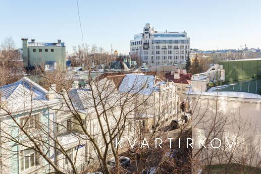 Апартаменты у метро Кропоткинская и Арба, Москва - квартира посуточно