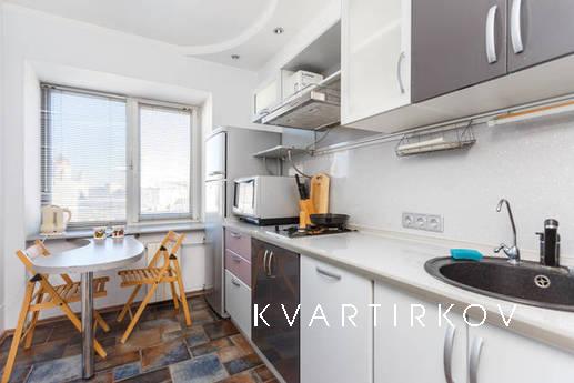 Апартаменты у метро Кропоткинская и Арба, Москва - квартира посуточно