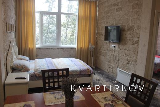In the very heart of Yalta, with its courtyard, an apartment