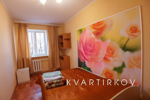 Rent a cozy, 3-bedroom apartment, district Pavlenko 2/5 at h