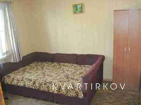Сдаются номера в частном гостевом доме, Бердянск - квартира посуточно