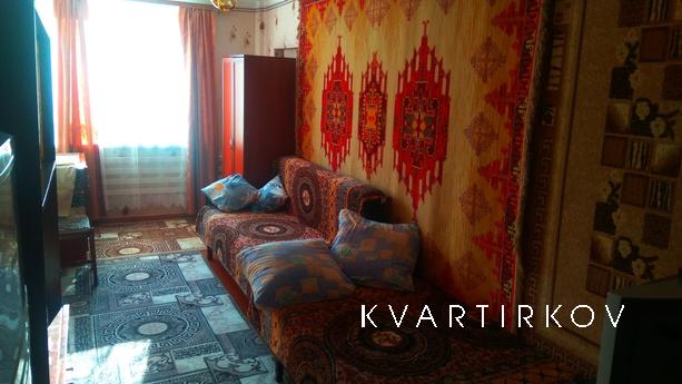 Centre, inexpensive, Berdiansk - apartment by the day