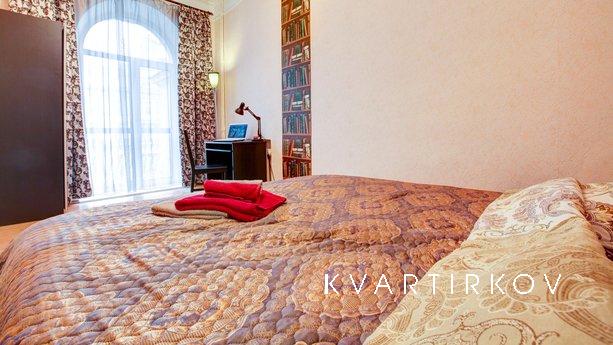 3 комнатная квартира в аренду, Москва - квартира посуточно