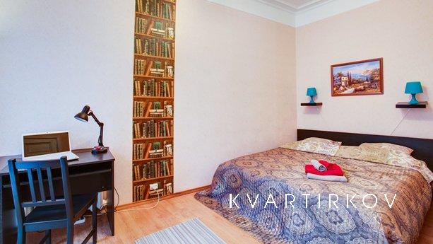 3 комнатная квартира в аренду, Москва - квартира посуточно