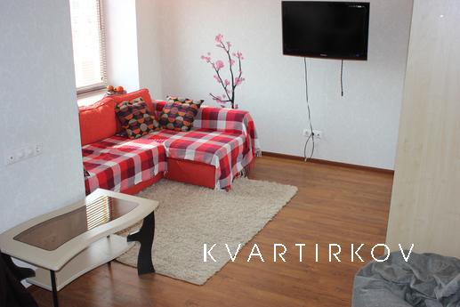 Сдаю посуточно просторную шикарную 2х комнатную квартиру в ц