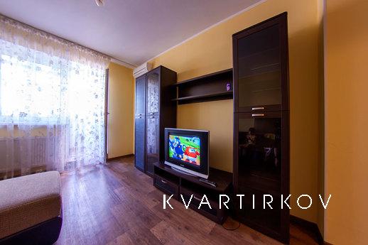 Rent very cozy 2-bedroom apartment in the center of Khabarov
