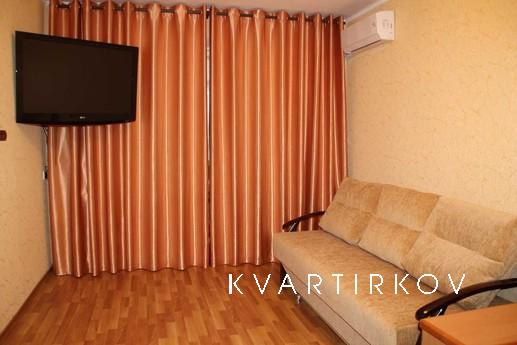 Rent an apartment in Feodosia, Feodosia - apartment by the day