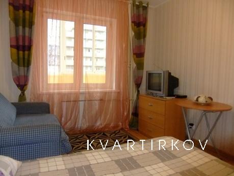 Сдам квартиру посуточно в г.Екатеринбурге
стоимость 1600  ру