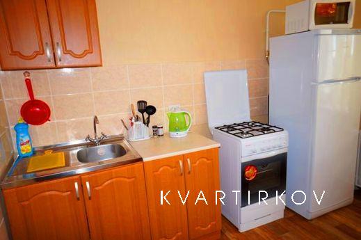 For rent 2 rooms. Near the sea. i, Kerch - apartment by the day
