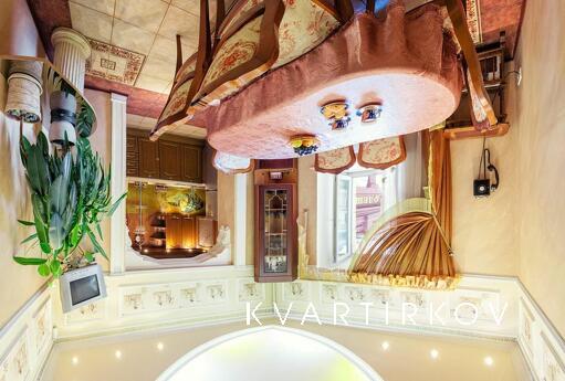 VIP Deribasovskaya, 10, Odessa - apartment by the day