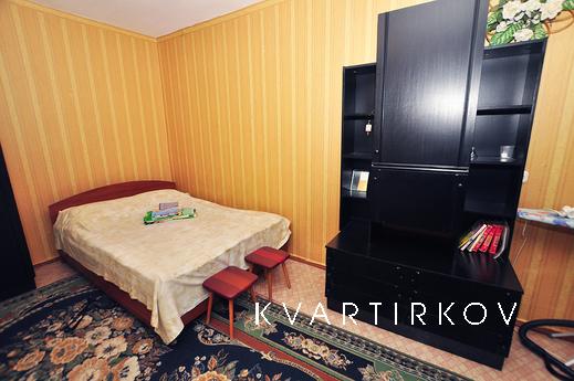 1-комнатная на набережной - вид на море, Новороссийск - квартира посуточно