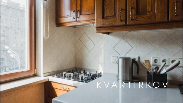 2-комнатная квартира на Курской, Москва - квартира посуточно