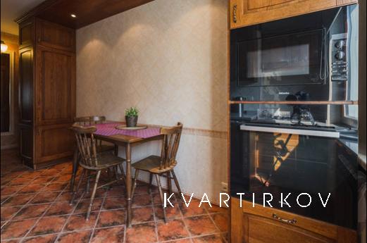 2-комнатная квартира на Курской, Москва - квартира посуточно