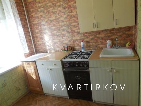 УЮТНАЯ ОДНОКОМНАТНАЯ КВАРТИРА, Смоленск - квартира посуточно