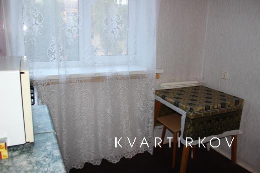 УЮТНАЯ ОДНОКОМНАТНАЯ КВАРТИРА, Смоленск - квартира посуточно