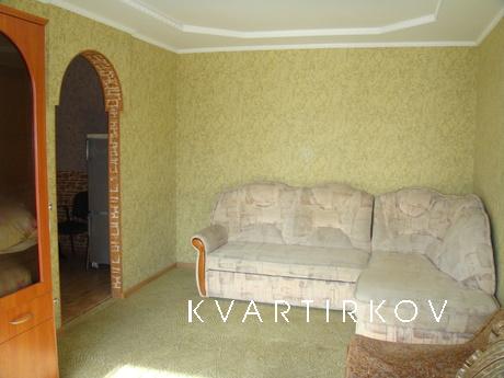 1k square, next w / e and bus station, Mykolaiv - apartment by the day