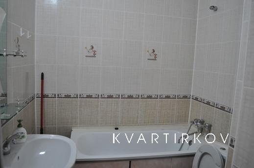 отличная квартира в высотке, Краснодар - квартира посуточно