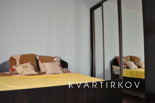 отличная квартира в высотке, Краснодар - квартира посуточно