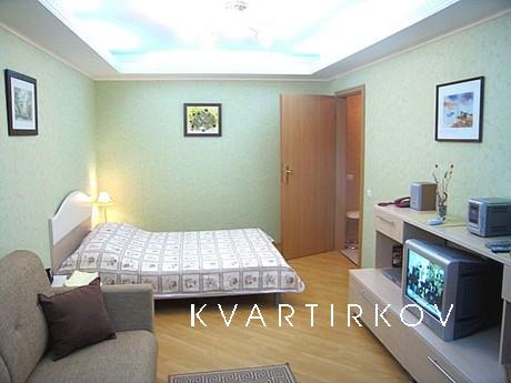 1 com., Metro station 'left bank&qu, Kyiv - apartment by the day