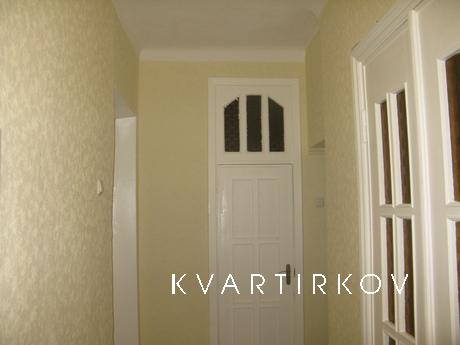 2-х комнат. м. Дарница (80 м), МВЦ 10мин, Киев - квартира посуточно
