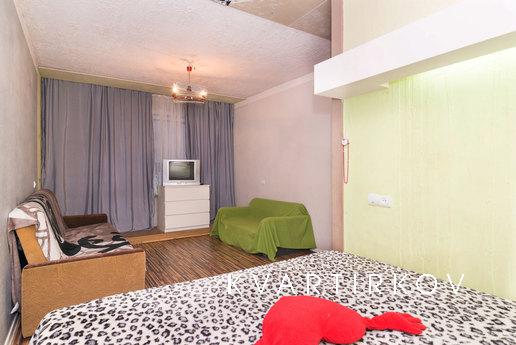 1 кому. квартира навпроти ст. Ботанічна, Єкатеринбург - квартира подобово