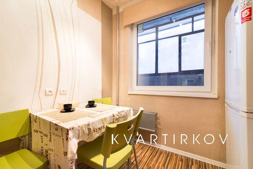 1 кому. квартира навпроти ст. Ботанічна, Єкатеринбург - квартира подобово