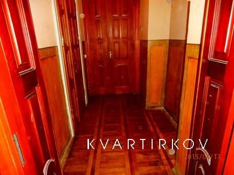 1 room apartment in the center, Lviv - apartment by the day