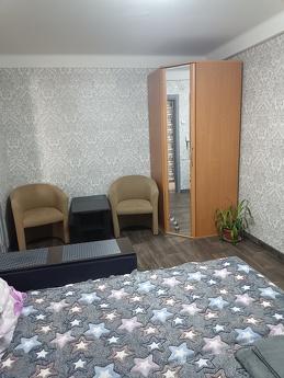 Квартира знаходиться на правому березі, до центру 6-7 хв. їз