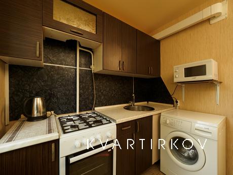 2-комнатная квартира на Нормандия-Неман, Смоленск - квартира посуточно