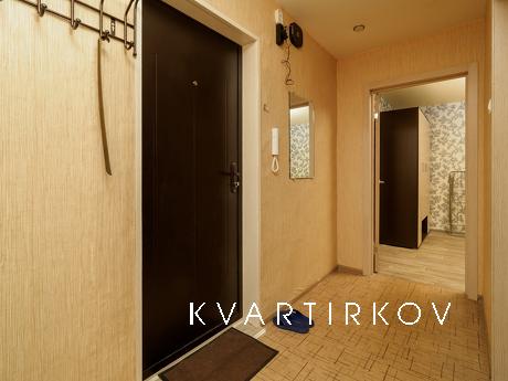 2-комнатная квартира на Нормандия-Неман, Смоленск - квартира посуточно