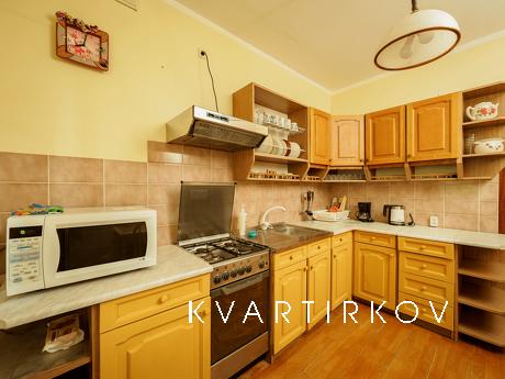 3-комнатная квартира, Смоленск - квартира посуточно