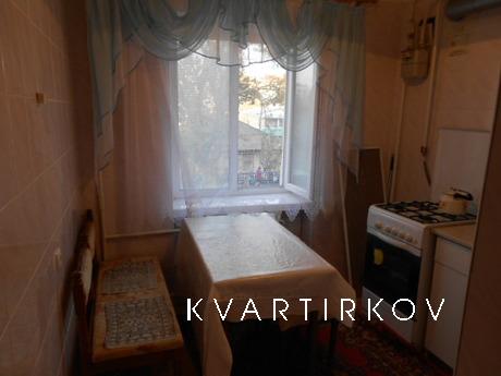 1-room. Apartment for rent near the sea, Berdiansk - apartment by the day