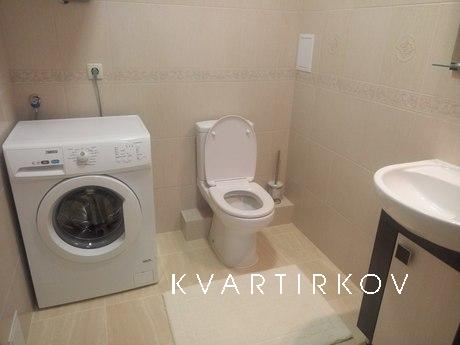 Здам 3х квартиру в 2 хв від метро Героїв, Київ - квартира подобово