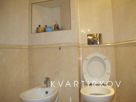 1,2,3-bedroom apartment in the center of, Nova Kakhovka - apartment by the day