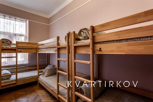 The modern hostel in the center, Lviv - apartment by the day