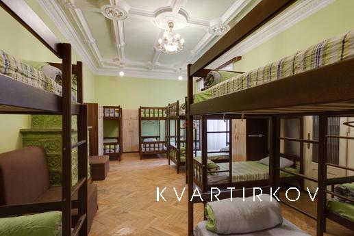 Сдам места в хостеле в центре Львова, Львов - квартира посуточно