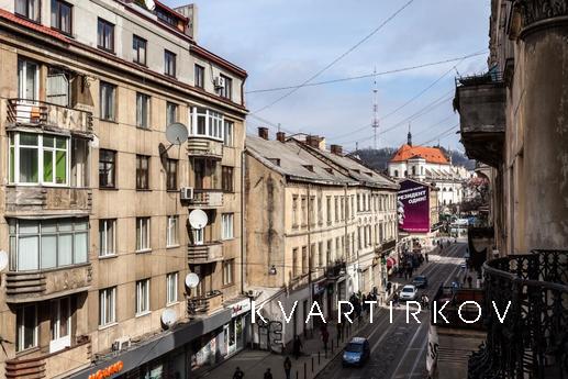 Rent space in the hostel in the center, Lviv - apartment by the day