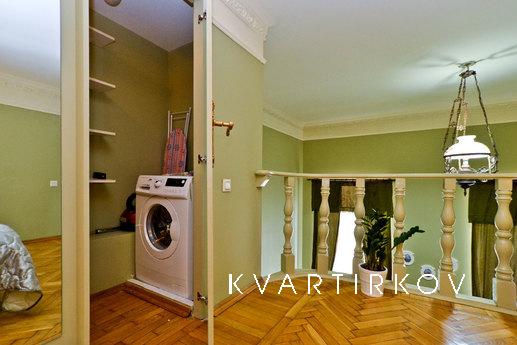 Apartment with a view., Saint Petersburg - apartment by the day