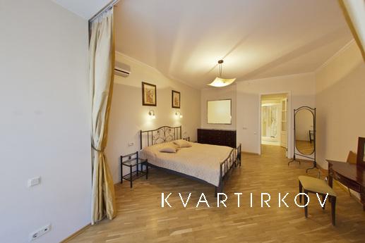 Luxury Apartments, Saint Petersburg - apartment by the day