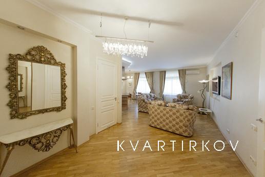 Luxury Apartments, Saint Petersburg - apartment by the day