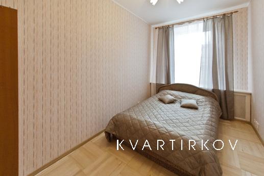 Apartment with Jacuzzi, Санкт-Петербург - квартира подобово