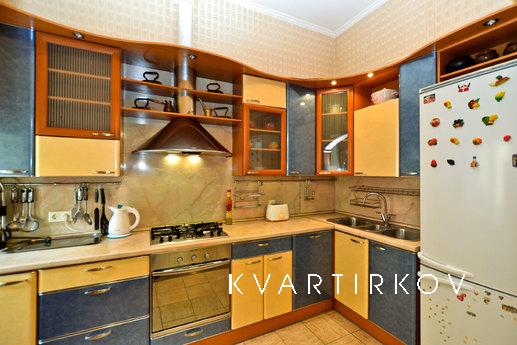 The apartment renovation in the heart of, Санкт-Петербург - квартира подобово