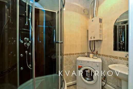 Apartment with Euro renovation, Санкт-Петербург - квартира подобово