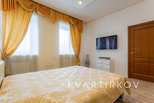 Author's apartment overlooking the c, Санкт-Петербург - квартира подобово