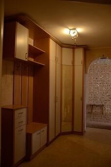 Rent daily 3-room apartment, Chernomorsk (Illichivsk) - apartment by the day