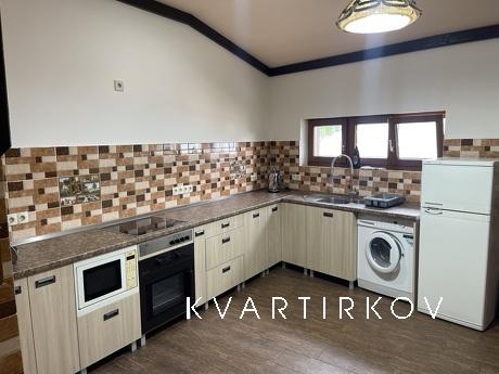 I want to rent an apartment in the center of the city, Berehovo - apartment by the day