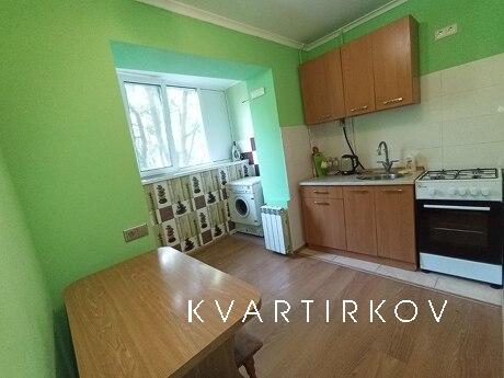 Heart Institute, BSP, Chernigovskaya m, Kyiv - apartment by the day