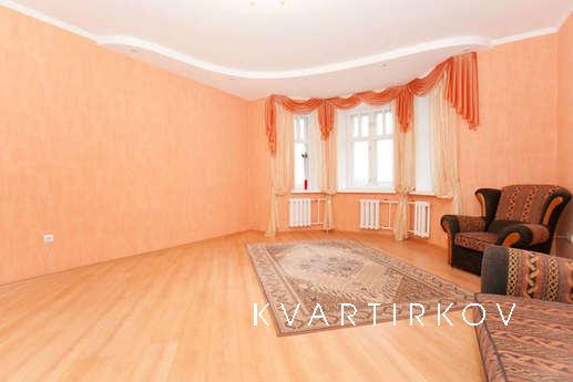 The apartment is in a quiet area with pa, Kazan - apartment by the day