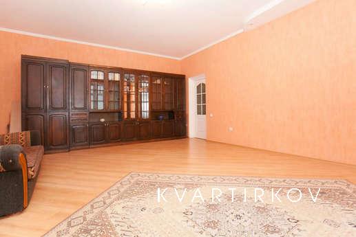 The apartment is in a quiet area with pa, Kazan - apartment by the day